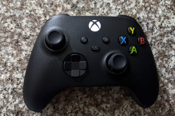 Xbox Series controller, related to Microsoft account recovery story
